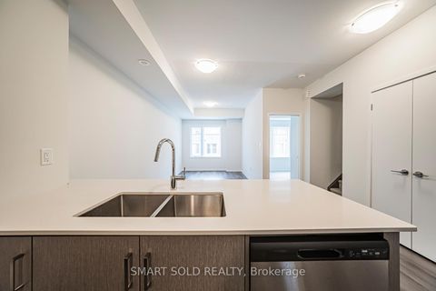 Photo 6 at 239 - 121 Honeycrisp Crescent, Vaughan Corporate Centre, Vaughan