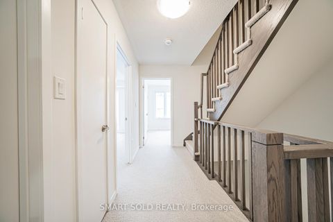 Photo 19 at 239 - 121 Honeycrisp Crescent, Vaughan Corporate Centre, Vaughan