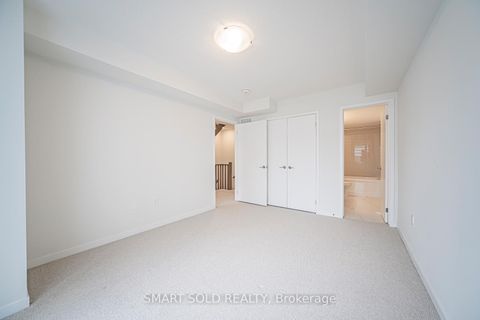 Photo 22 at 239 - 121 Honeycrisp Crescent, Vaughan Corporate Centre, Vaughan