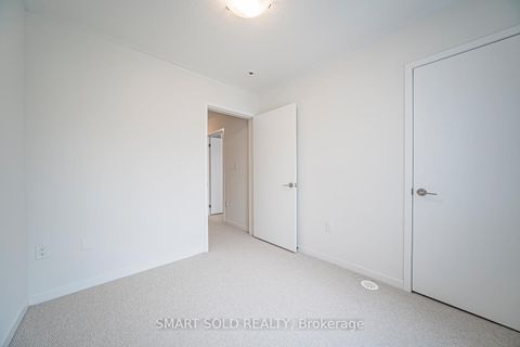 Photo 26 at 239 - 121 Honeycrisp Crescent, Vaughan Corporate Centre, Vaughan