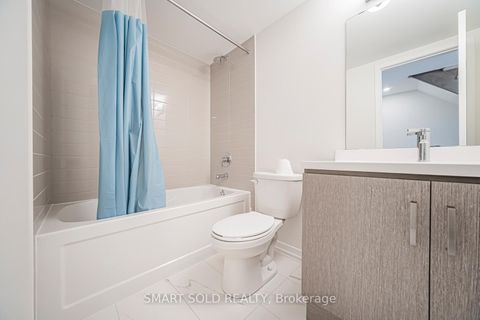 Photo 30 at 239 - 121 Honeycrisp Crescent, Vaughan Corporate Centre, Vaughan