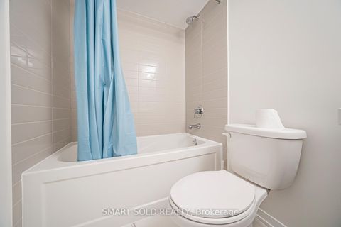 Photo 31 at 239 - 121 Honeycrisp Crescent, Vaughan Corporate Centre, Vaughan