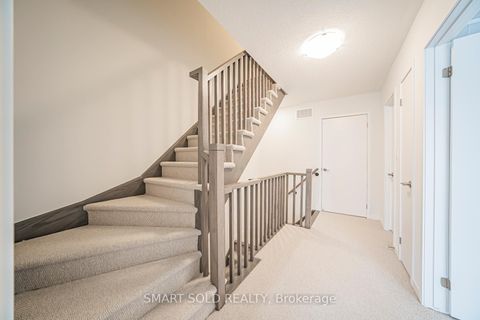 Photo 34 at 239 - 121 Honeycrisp Crescent, Vaughan Corporate Centre, Vaughan