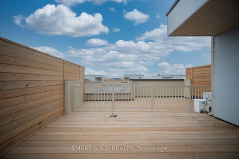 Photo 36 at 239 - 121 Honeycrisp Crescent, Vaughan Corporate Centre, Vaughan