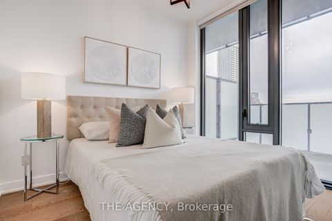 Photo 10 at 2401 - 25 Richmond Street E, Yonge Corridor, Toronto