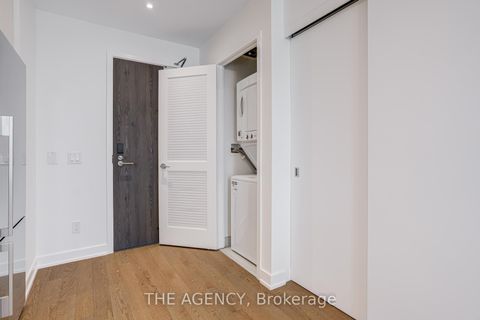 Photo 15 at 2401 - 25 Richmond Street E, Yonge Corridor, Toronto