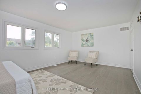 Photo 19 at 94 Weldrick Road E, Harding, Richmond Hill