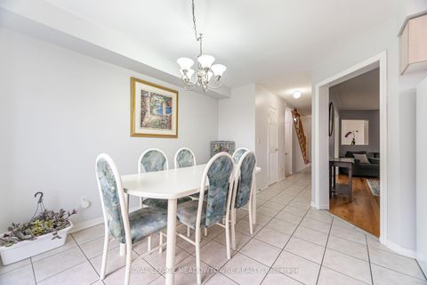 Photo 12 at 28 Condotti Drive, West Woodbridge, Vaughan