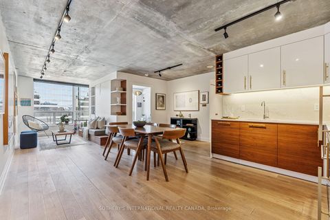 Photo 5 at 1011 - 152 St Patrick Street, Chinatown, Toronto