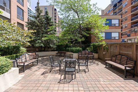 Photo 25 at 1011 - 152 St Patrick Street, Chinatown, Toronto