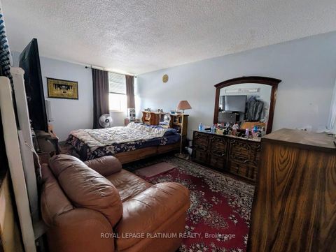 Photo 8 at 2645 Kipling Avenue, Jamestown, Toronto