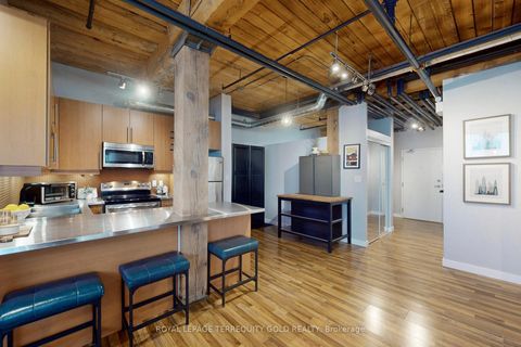 Photo 18 at 107 - 2154 Dundas Street W, Roncesvalles, Toronto