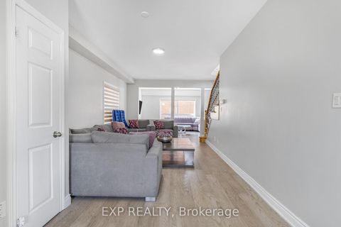 Photo 3 at 488 John Deisman Boulevard, Vellore Village, Vaughan