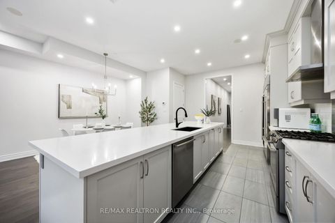 Photo 10 at 600 Marc Santi Boulevard, Patterson, Vaughan