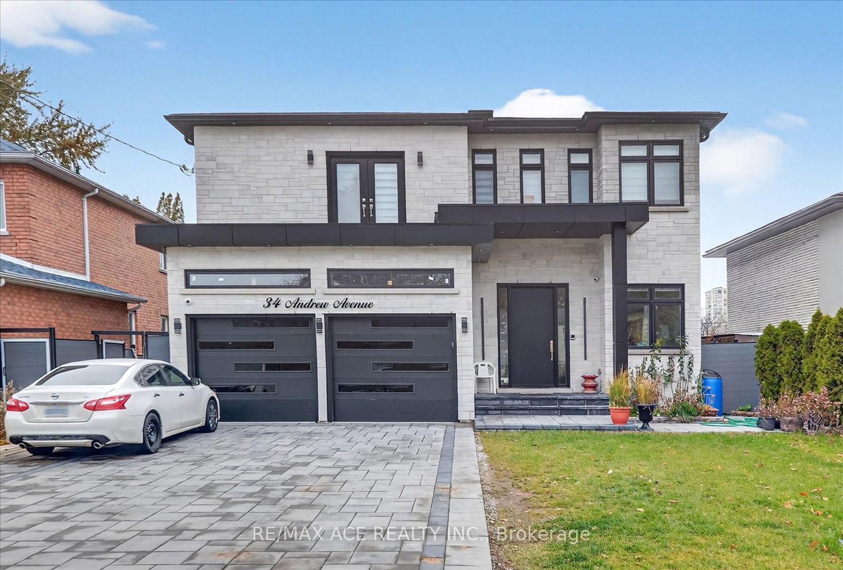 34 Andrew Avenue, Cliffcrest, Toronto 