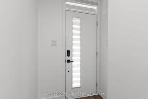 Photo 3 at 21 Hearne Street, Vaughan Grove, Vaughan