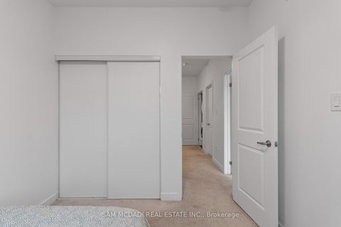 Photo 19 at 21 Hearne Street, Vaughan Grove, Vaughan