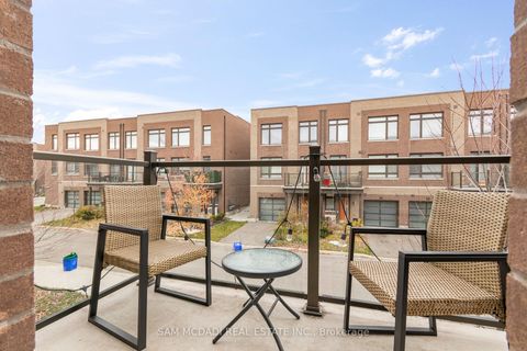 Photo 20 at 21 Hearne Street, Vaughan Grove, Vaughan