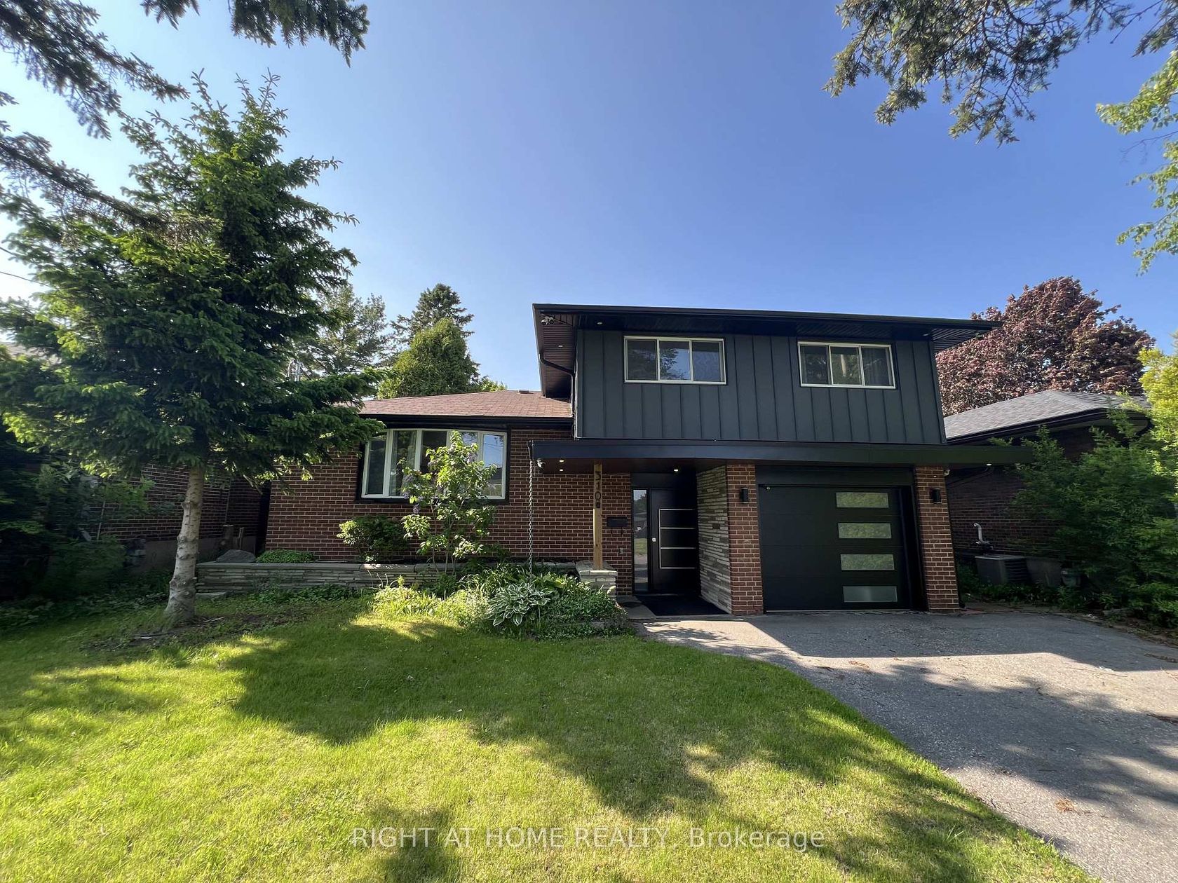 310 Admiral Road, McLaughlin, Oshawa 