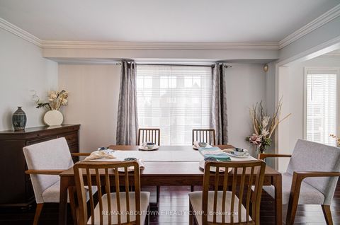 Photo 5 at 404 Kittridge Road, WC Wedgewood Creek, Oakville