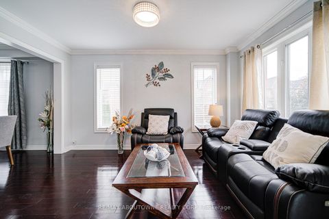 Photo 10 at 404 Kittridge Road, WC Wedgewood Creek, Oakville