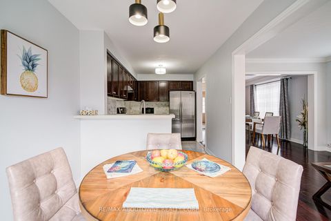 Photo 13 at 404 Kittridge Road, WC Wedgewood Creek, Oakville