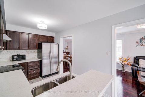 Photo 14 at 404 Kittridge Road, WC Wedgewood Creek, Oakville