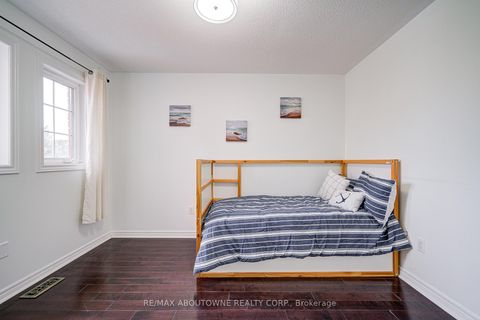 Photo 16 at 404 Kittridge Road, WC Wedgewood Creek, Oakville