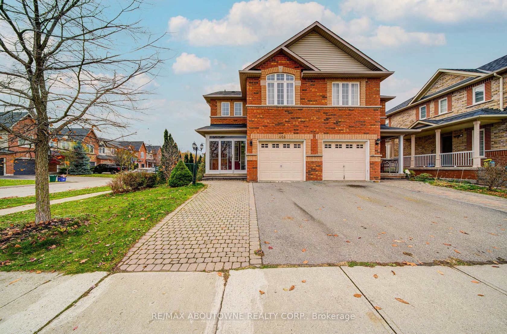 404 Kittridge Road, WC Wedgewood Creek, Oakville 