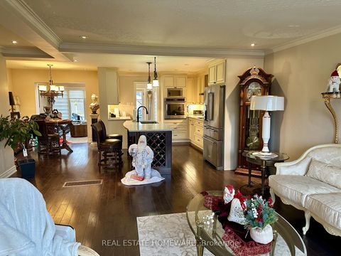 Photo 8 at 18 Wyndcliff Crescent, Victoria Village, Toronto