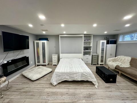 Photo 11 at 18 Wyndcliff Crescent, Victoria Village, Toronto