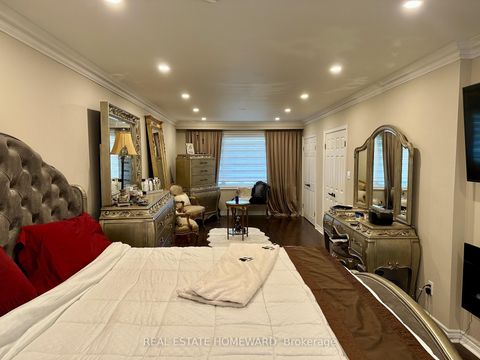 Photo 18 at 18 Wyndcliff Crescent, Victoria Village, Toronto