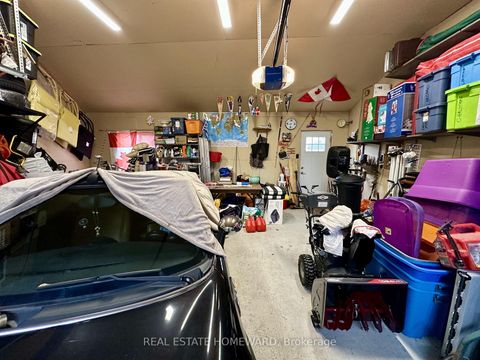 Photo 29 at 18 Wyndcliff Crescent, Victoria Village, Toronto