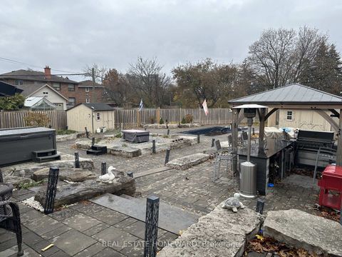 Photo 31 at 18 Wyndcliff Crescent, Victoria Village, Toronto