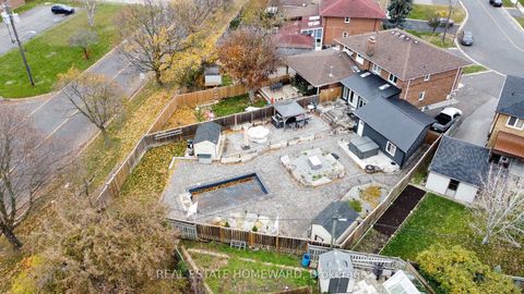 Photo 34 at 18 Wyndcliff Crescent, Victoria Village, Toronto