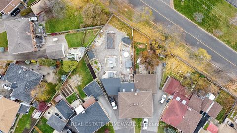 Photo 36 at 18 Wyndcliff Crescent, Victoria Village, Toronto