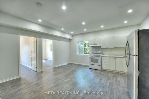 Photo 12 at 35 Duncombe Boulevard, Scarborough Village, Toronto