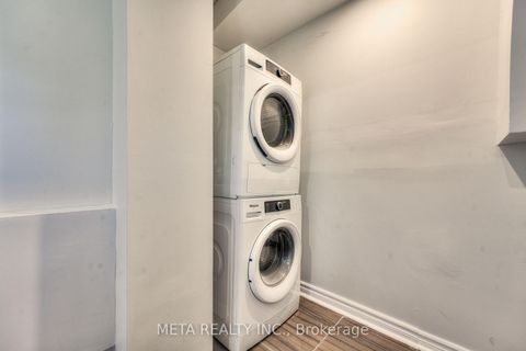 Photo 19 at 35 Duncombe Boulevard, Scarborough Village, Toronto