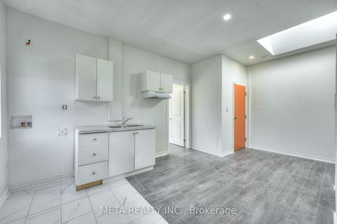 Photo 26 at 35 Duncombe Boulevard, Scarborough Village, Toronto