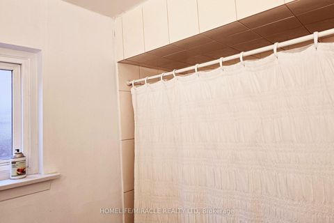 Photo 12 at 97 Nymark Avenue, Don Valley Village, Toronto