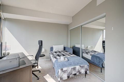 Photo 17 at 2208 - 832 Bay Street, Bay Street Corridor, Toronto