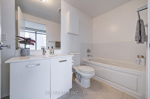 Photo 30 at 2208 - 832 Bay Street, Bay Street Corridor, Toronto