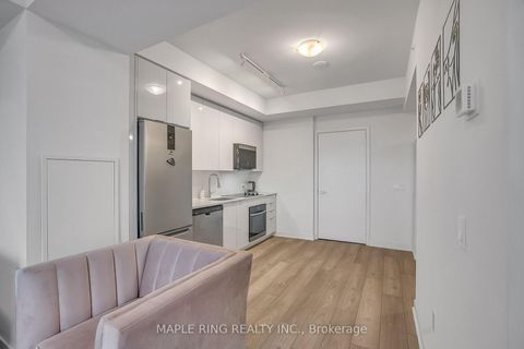 Photo 4 at 5003 - 2920 Highway 7 Road, Concord, Vaughan