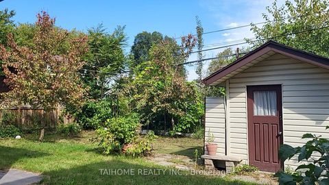 Photo 10 at 639 Royal York Road, Queensway, Toronto