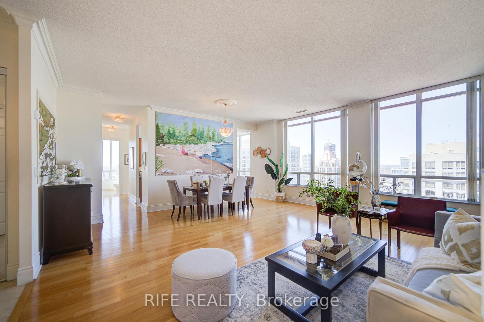 GPH10 - 3880 Duke Of York Boulevard, City Centre, Mississauga by Loree Meneguzzi Real Estate GPH10 - 3880 Duke Of York Boulevard, City Centre, Mississauga