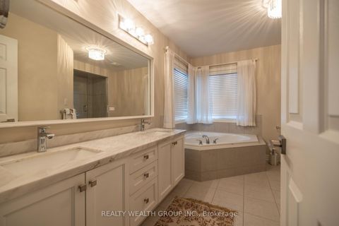 Photo 15 at 32 Rock Elm Court, Patterson, Vaughan