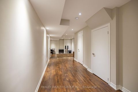 Photo 25 at 32 Rock Elm Court, Patterson, Vaughan