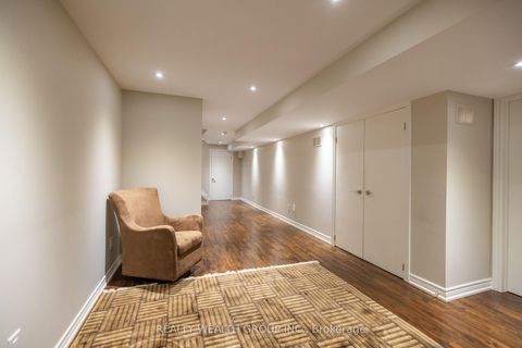 Photo 26 at 32 Rock Elm Court, Patterson, Vaughan