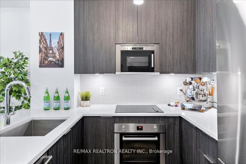 Photo 21 at 204 - 99 Eagle Rock Way, Rural Vaughan, Vaughan