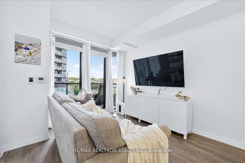 Photo 27 at 204 - 99 Eagle Rock Way, Rural Vaughan, Vaughan